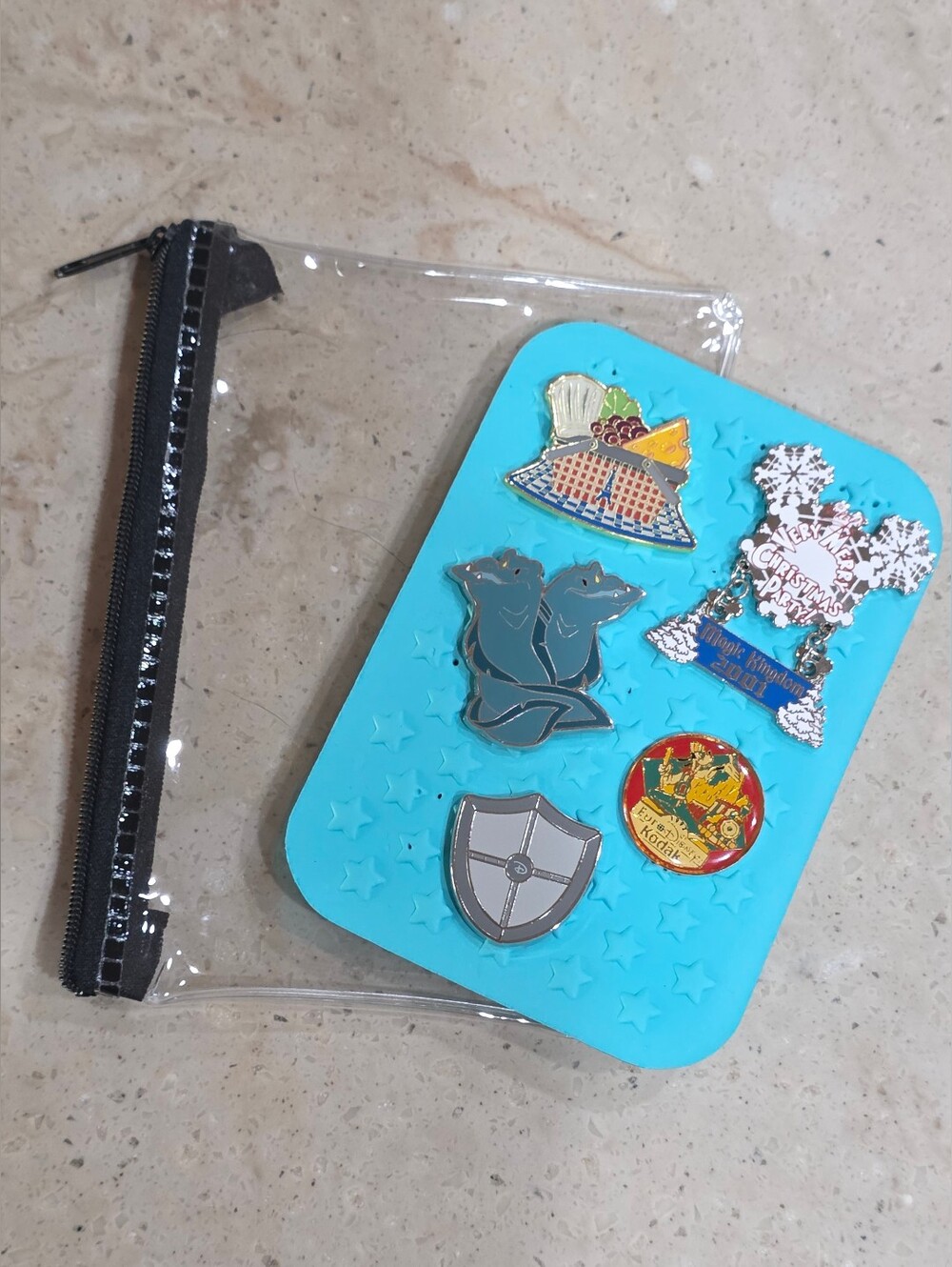 5 Random Disney Pins With Pinfolio Mini Board And Safe'N'Go Zippered Pouch